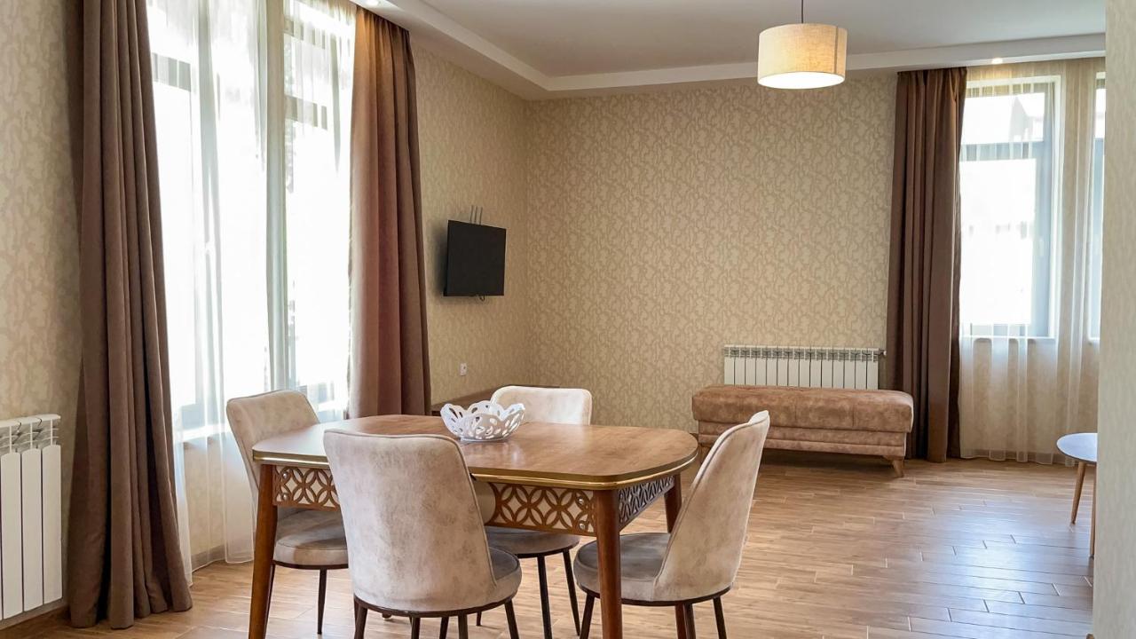Ferienwohnung Dani Lux Bakuriani Exterior foto