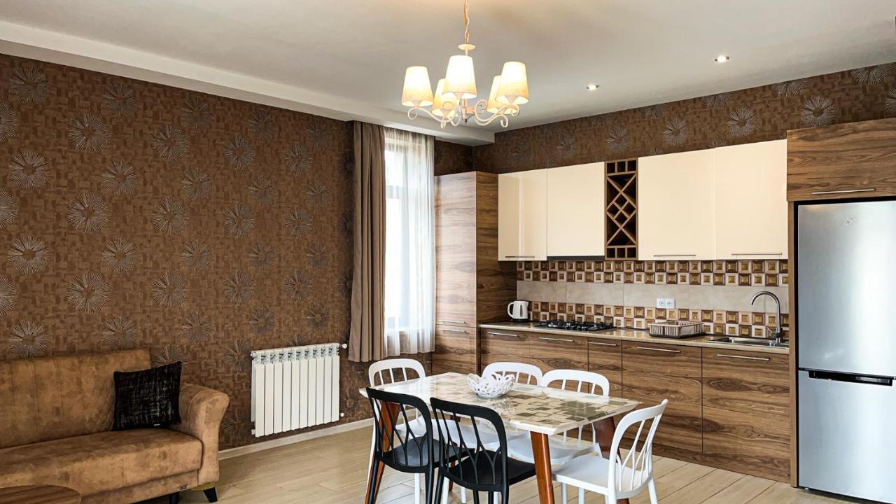 Ferienwohnung Dani Lux Bakuriani Exterior foto