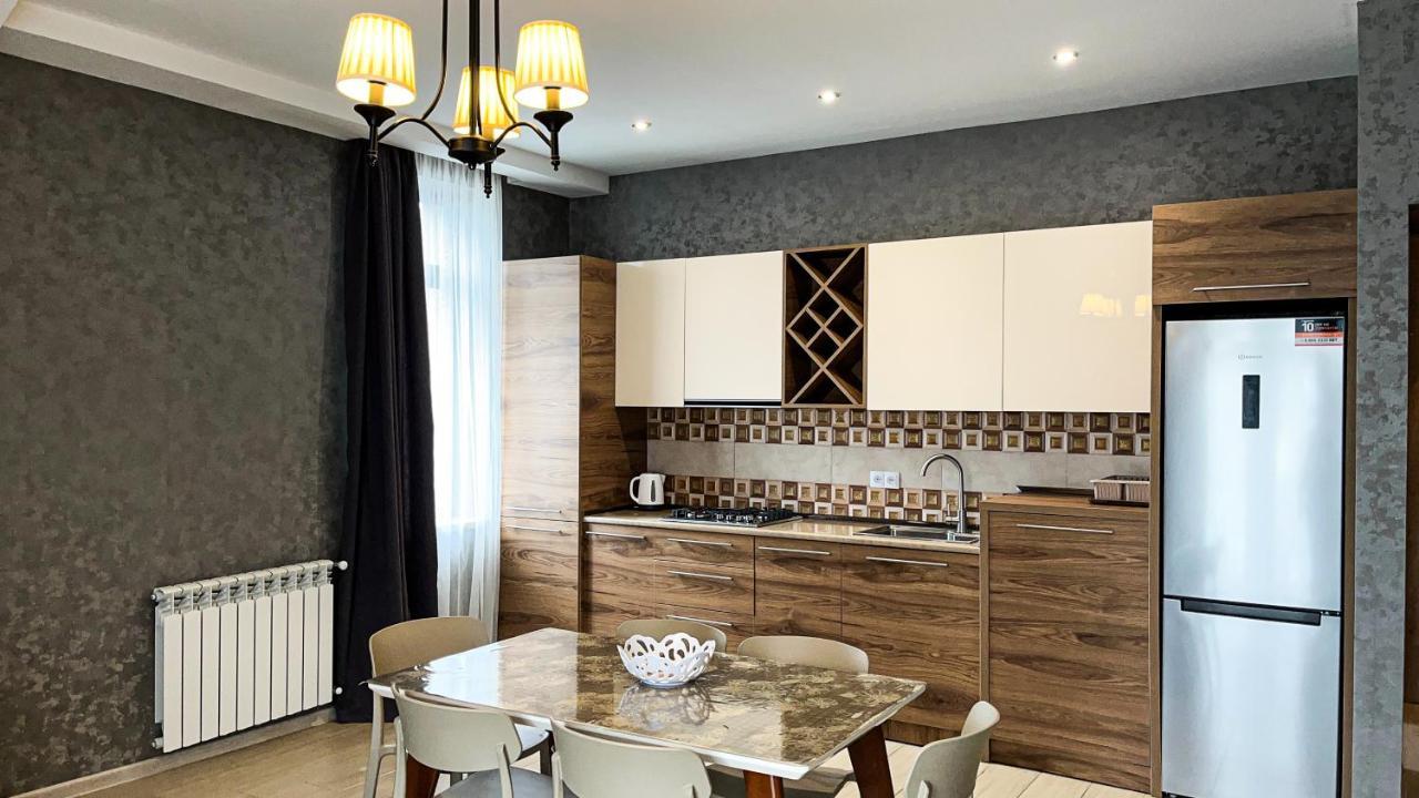 Ferienwohnung Dani Lux Bakuriani Exterior foto