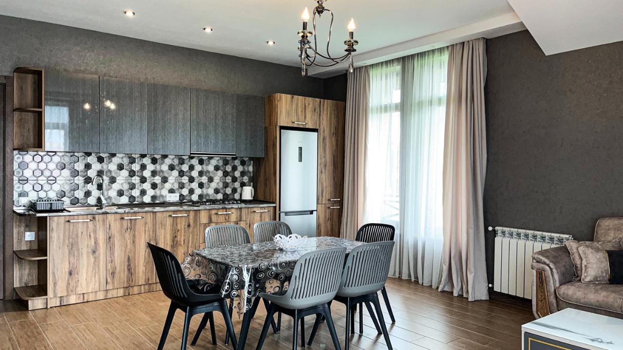 Ferienwohnung Dani Lux Bakuriani Zimmer foto